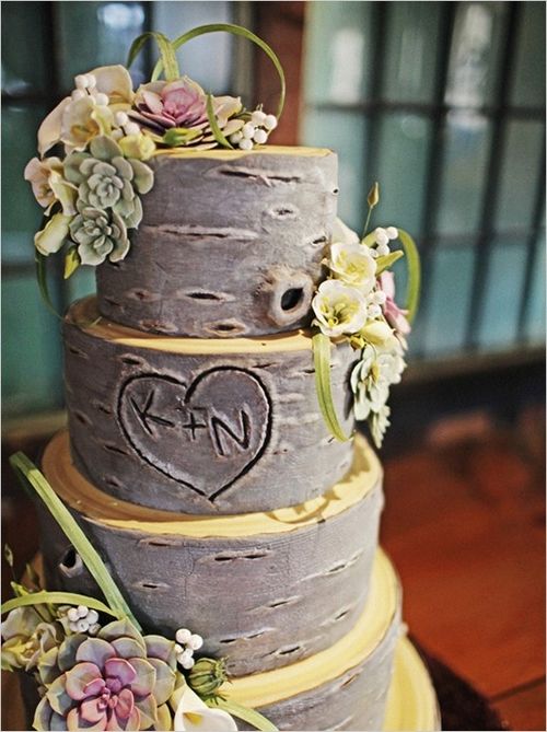 Outdoor wedding cakes